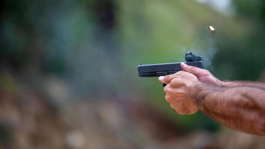 У Запоріжжі військовий відкрив вогонь по перехожих: серед поранених є дитина