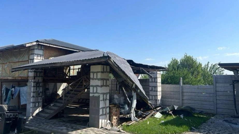 Пожежа у приватному секторі Запоріжжя: наслідки чергового ворожого удару