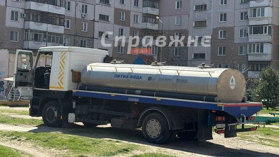 Масштабне зневоднення у Запоріжжі: понад дві тисячі містян опинилися без води через комунальні аварії