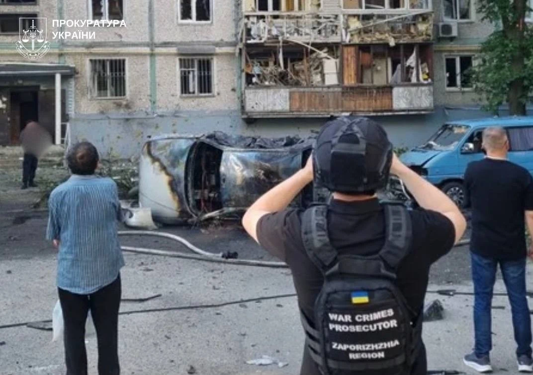 Черговий злочин РФ проти цивільних: прокуратура розслідує ранкові удари по Запоріжжю