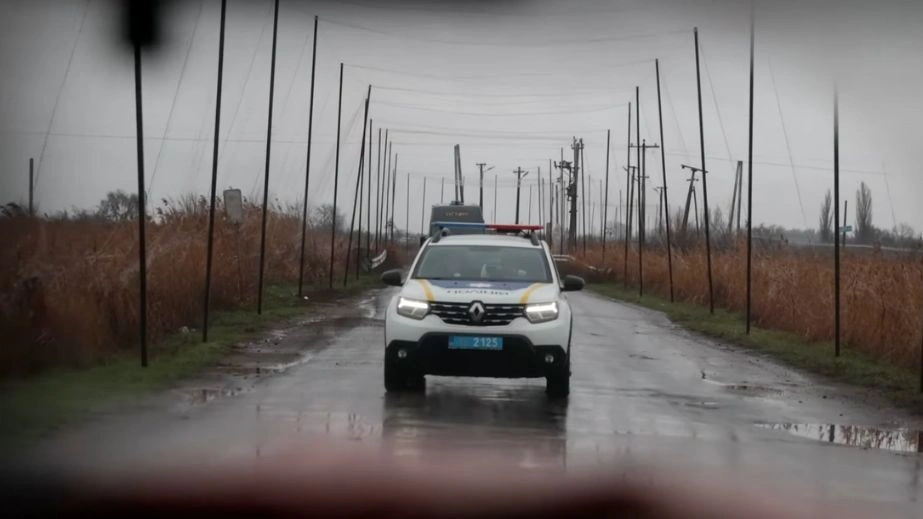 Безпека в пріоритеті: поліцейські Запоріжжя вивезли чотирьох людей із небезпечних зон