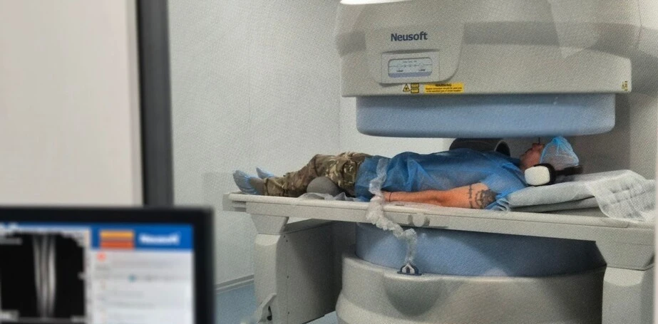 У Запоріжжі релокований медичний заклад запустив унікальний відкритий томограф
